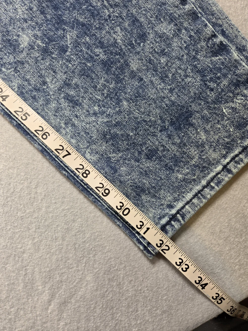 Levi’s 541 Athletic Taper Men's Jeans 38x32 – Rare Blue Acid Wash